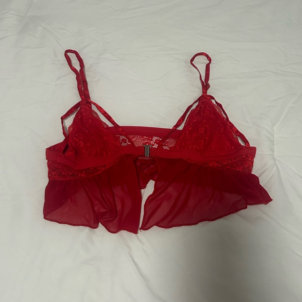Red lace top